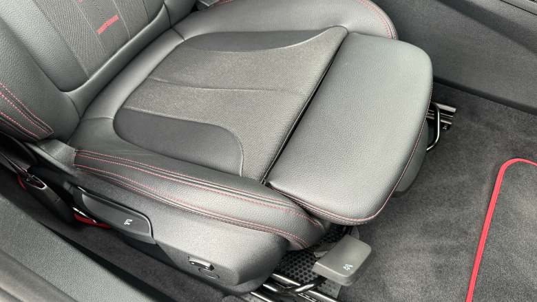 BMW 1 Series 128ti 5dr Step Auto [Live Cockpit Professional] Petrol Hatchback